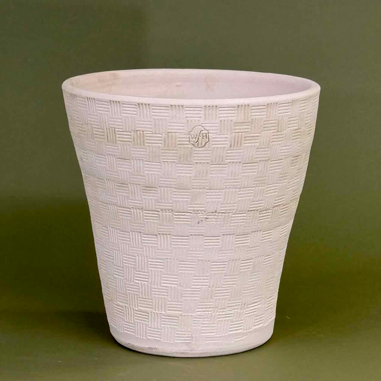 Basketweave Full Pot with Saucer