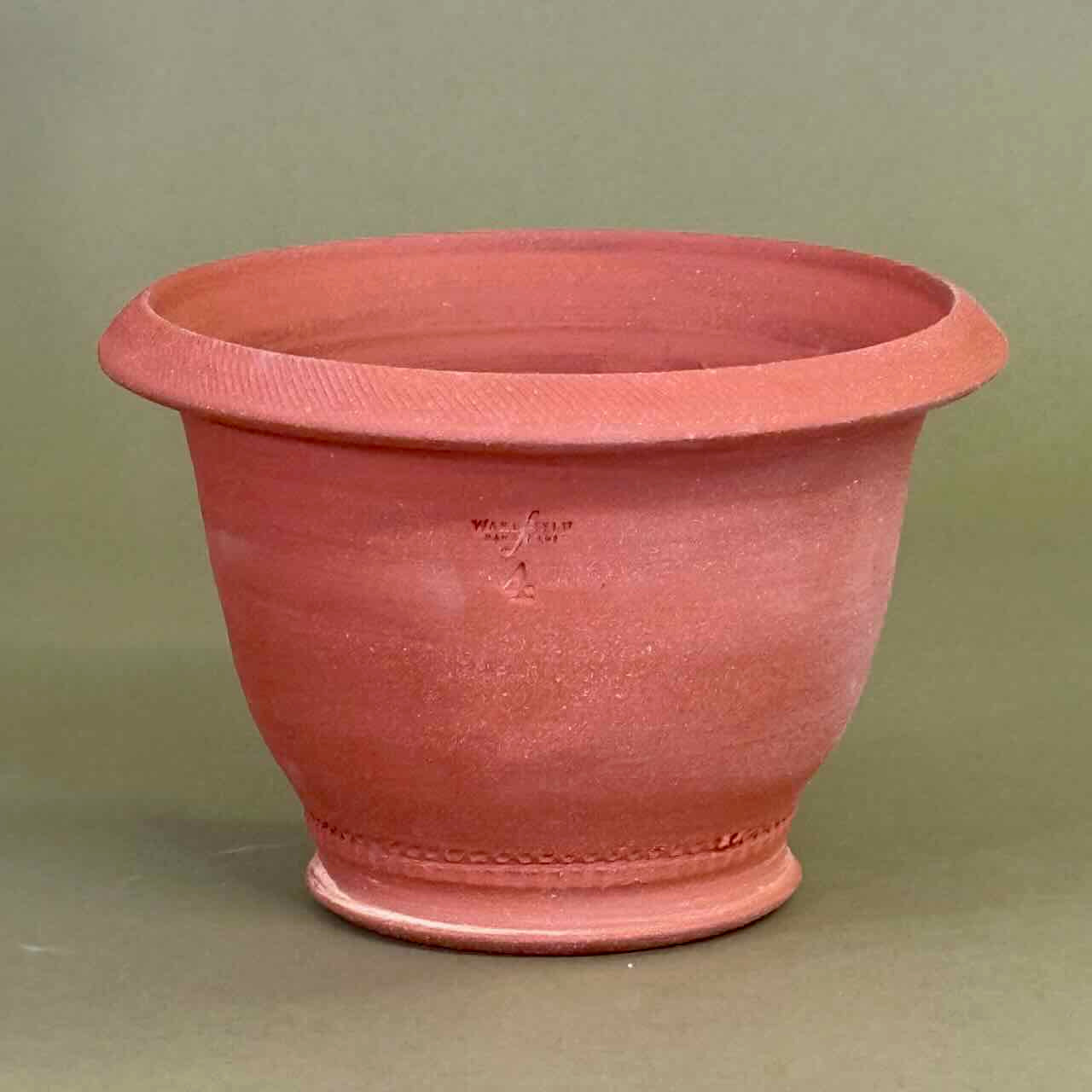 Capitello Pot with Saucer