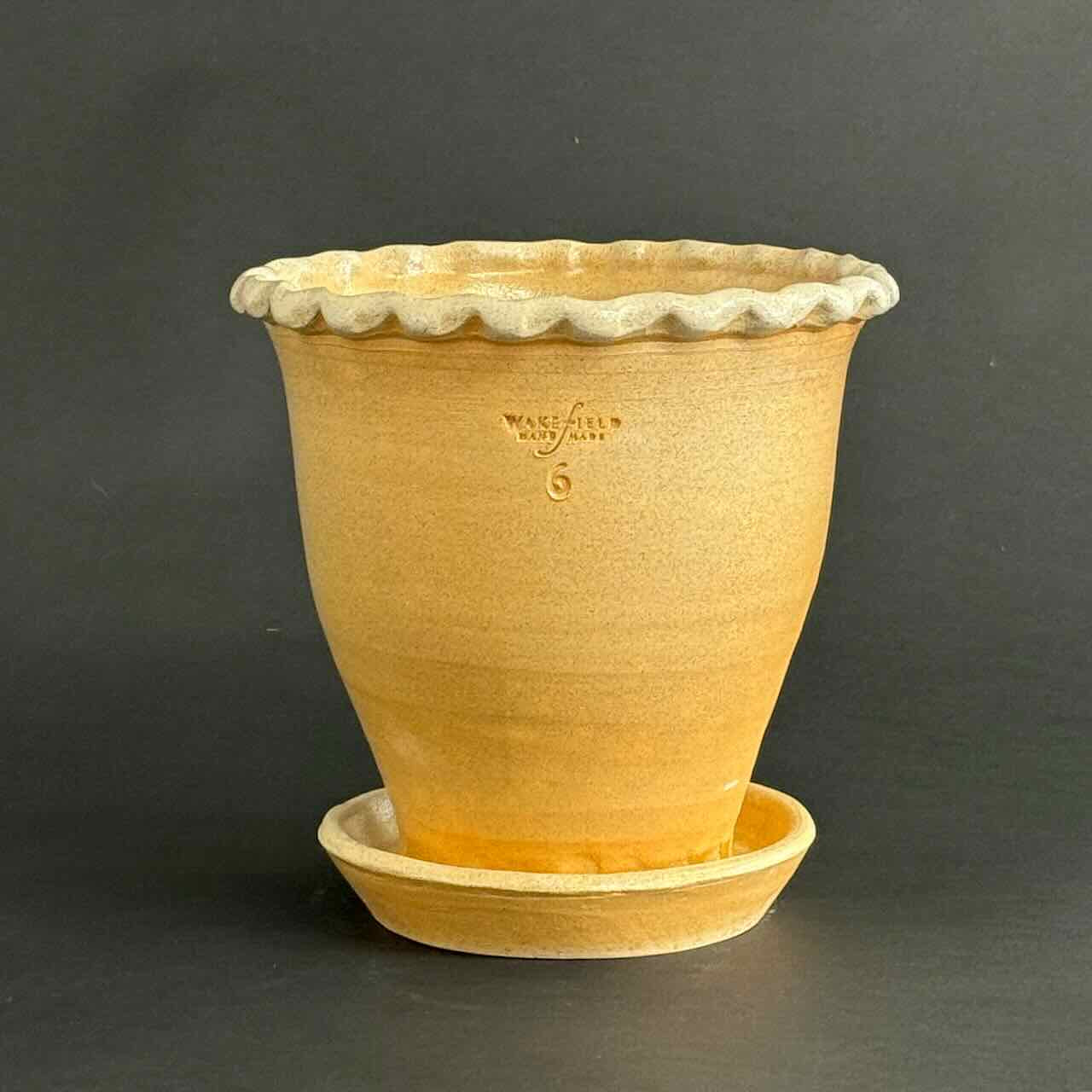 Soda Fired #6 Piecrust Rim Full Pot with Attached Saucer, Natural Soda