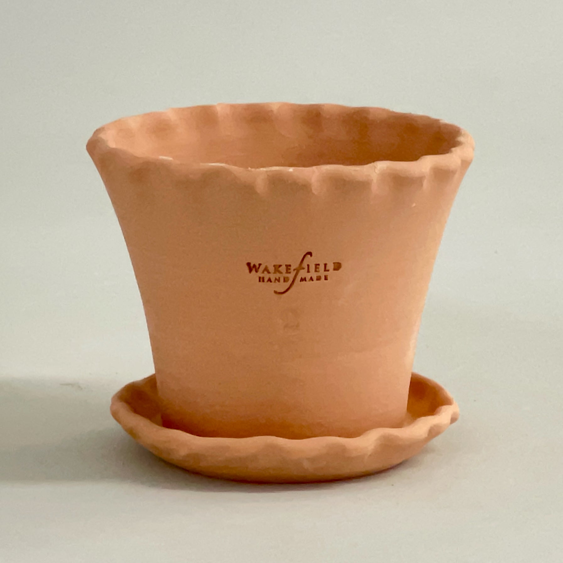 Pennsylvania Crimped Rim, with Attached Saucer