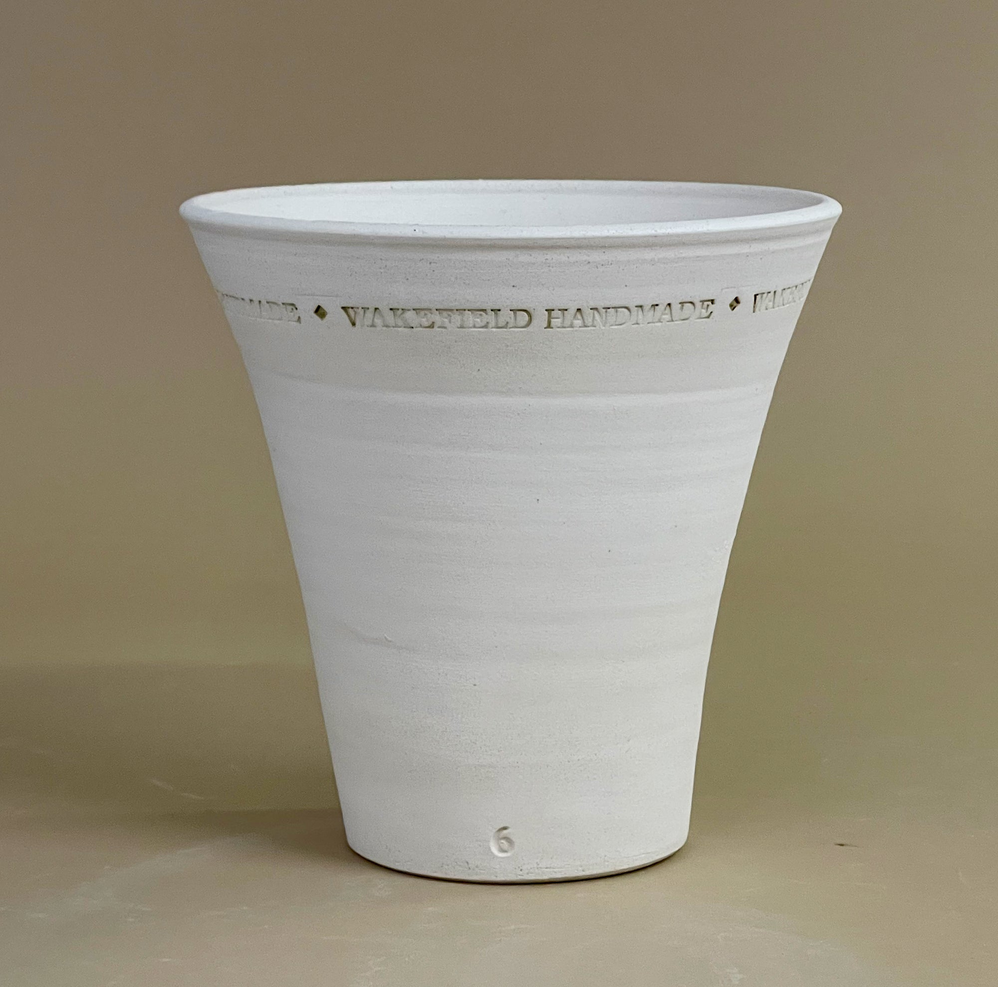 Flared English Work Pots, Natural White